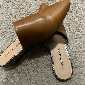 Lucky Brand women’s flats